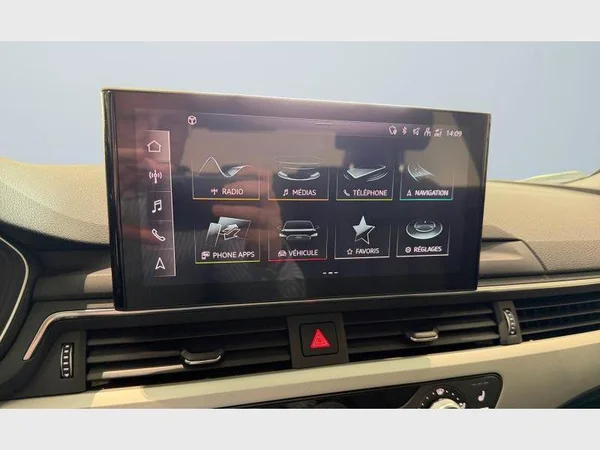 Audi A4 (2022) — foto 7 van 26