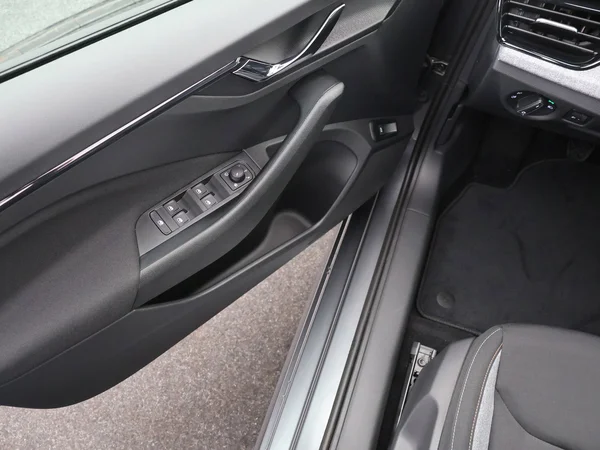 SKODA Kamiq (2025) — foto 7 van 23