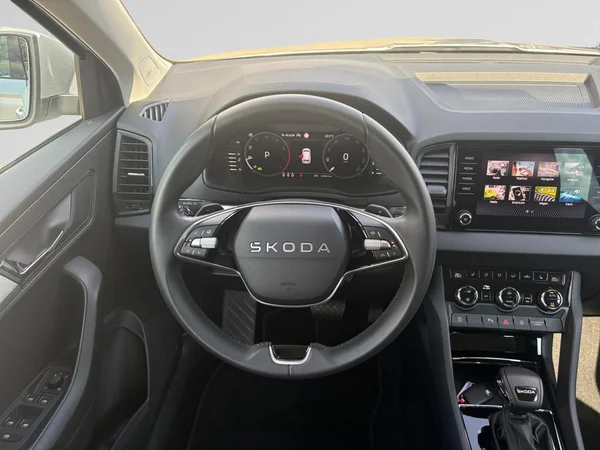 SKODA Karoq (2025) — foto 6 van 24