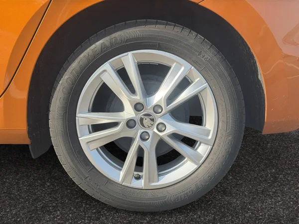 SKODA Fabia (2024) — foto 18 van 21