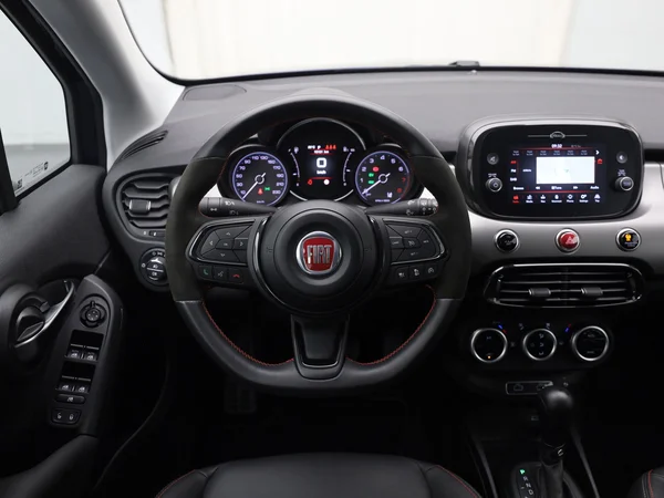 FIAT 500X Dolcevita (2024) — foto 16 van 18