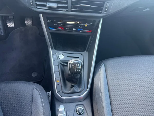 VOLKSWAGEN Taigo (2025) — foto 7 van 20