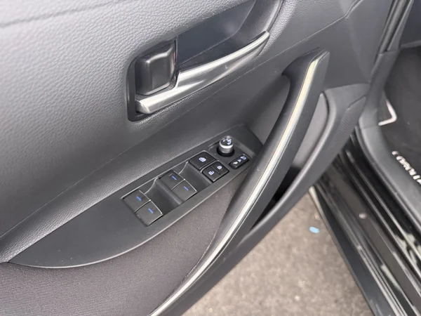 TOYOTA Corolla (2023) — foto 14 van 26