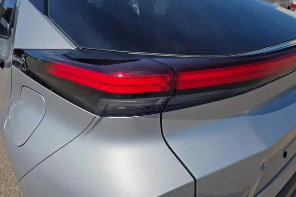 Toyota C-HR Hybrid (HEV) (2026) — foto 17 van 26