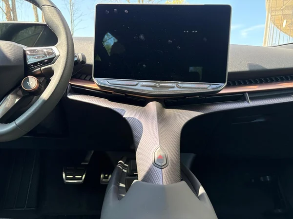 CUPRA Tavascan (2026) — foto 3 van 24