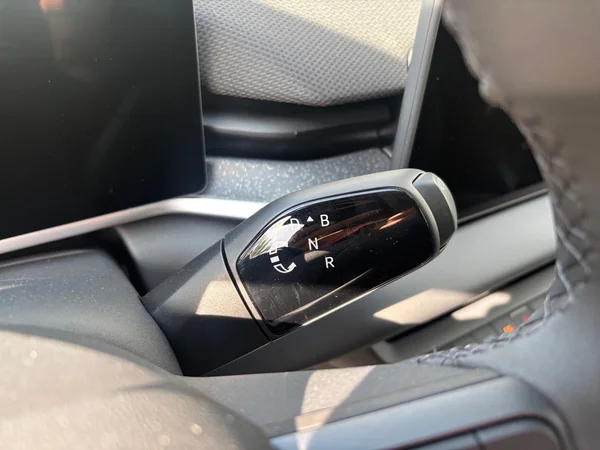 VOLKSWAGEN ID.3 Neo (2026) — foto 3 van 24