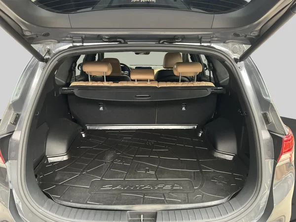 Hyundai Santa Fe (2021) — foto 21 van 23