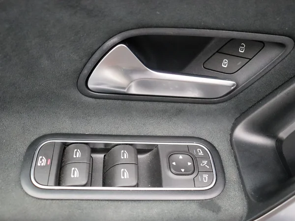 Mercedes-Benz A-Klasse (2024) — foto 2 van 30