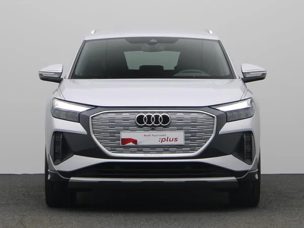 AUDI Q4 e-tron (2025) — foto 17 van 21