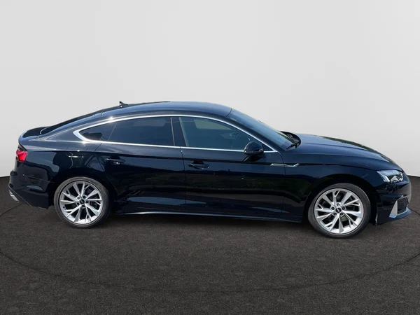 AUDI A5 Sportback (2023) — foto 14 van 21