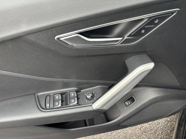 AUDI Q2 (2022) — foto 5 van 18
