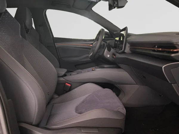 CUPRA Raval (2026) — foto 8 van 24