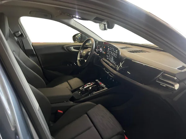 AUDI A5 Avant (2025) — foto 14 van 24