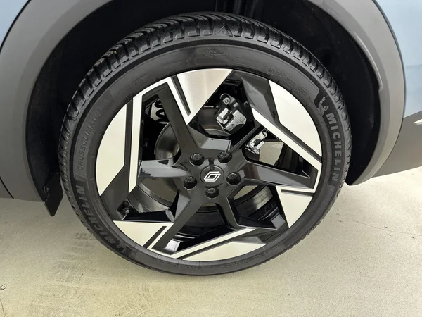 Renault Symbioz (2024) — foto 16 van 21