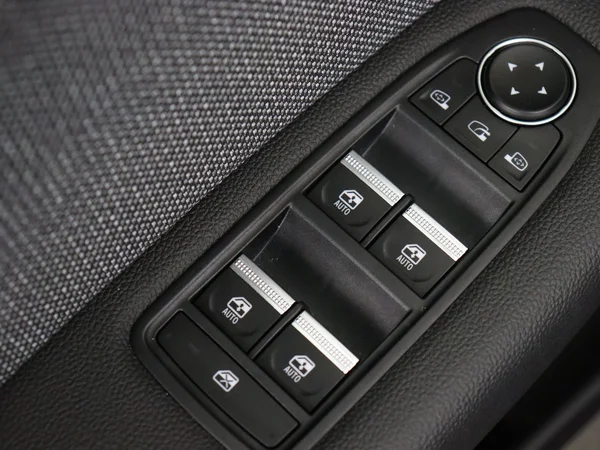 RENAULT Captur (2025) — foto 20 van 28