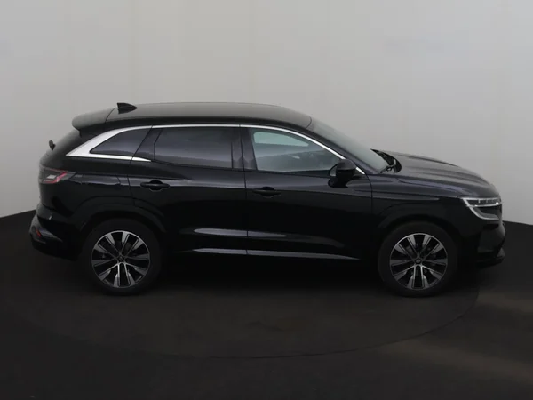 RENAULT Austral (2024) — foto 25 van 29