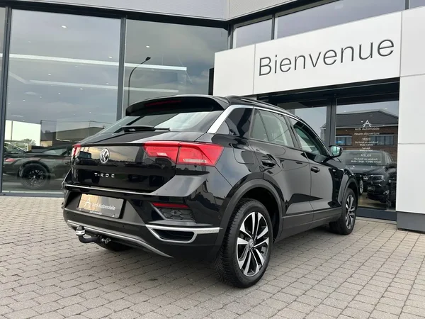 Volkswagen T-Roc (2019) — foto 19 van 24