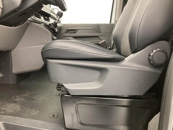 VOLKSWAGEN Transporter T7 30 Fourgon Swb Dsl (2025) — foto 9 van 32