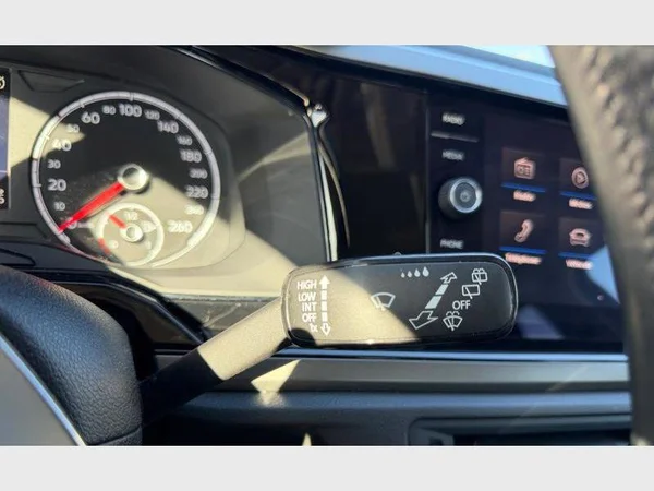 Volkswagen Polo (2018) — foto 18 van 29
