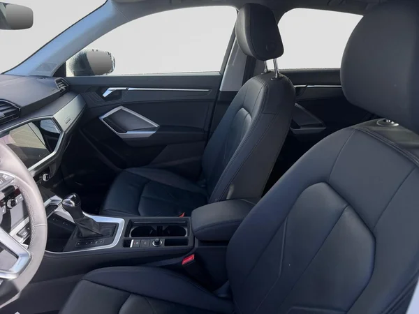 AUDI Q3 Sportback (2025) — foto 8 van 21