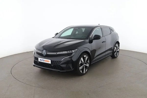 Renault Megane E Tech (2022) — foto 1 van 17