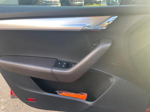 SKODA Octavia (2019) — foto 3 van 21