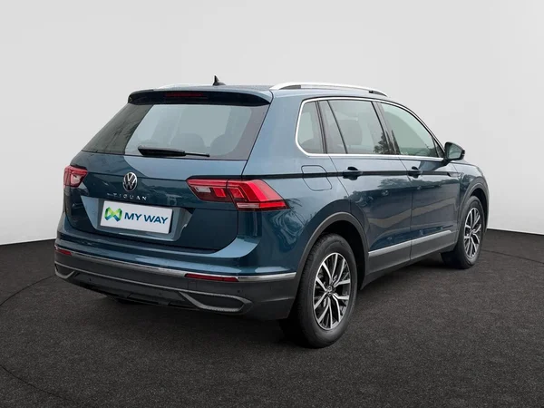 VOLKSWAGEN Tiguan (2022) — foto 21 van 22