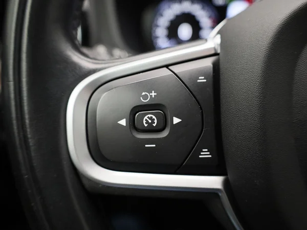 Volvo XC60 (2021) — foto 14 van 43