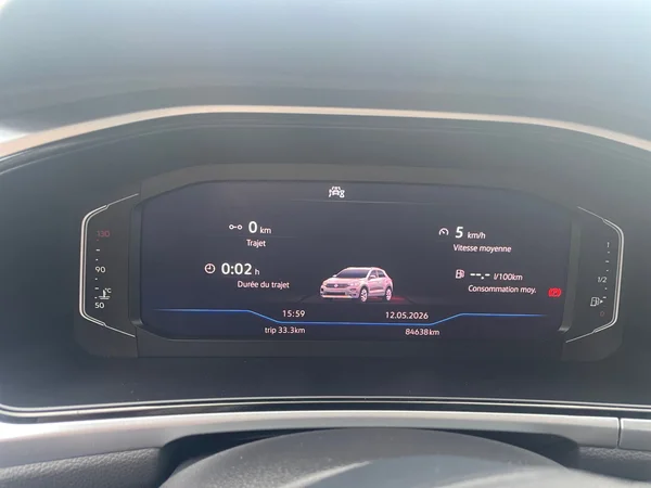 VOLKSWAGEN T-Roc (2023) — foto 6 van 21