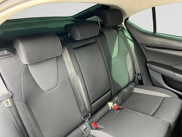 SKODA Octavia (2023) — foto 4 van 18