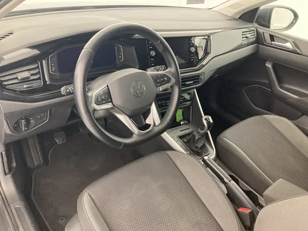 VOLKSWAGEN Taigo (2023) — foto 29 van 36