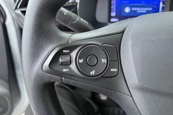 Opel Corsa (2024) — foto 6 van 18