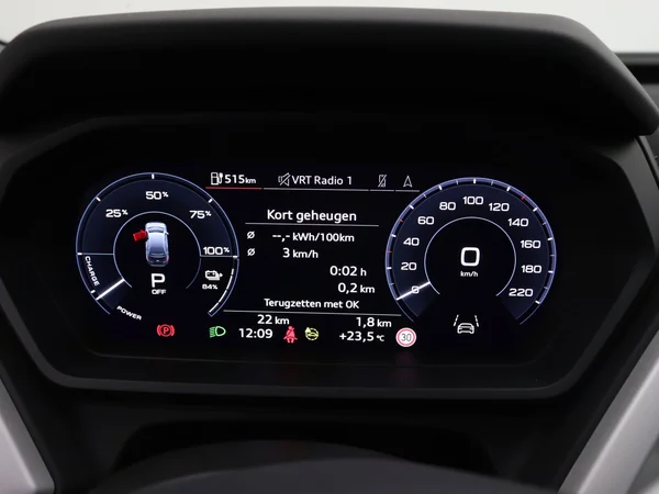 AUDI Q4 e-tron (2025) — foto 10 van 20