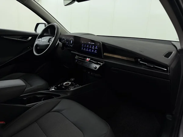 KIA NIRO (2022) — foto 3 van 30