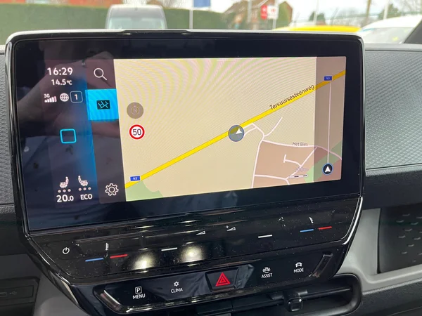 VOLKSWAGEN ID.Buzz (2023) — foto 5 van 24