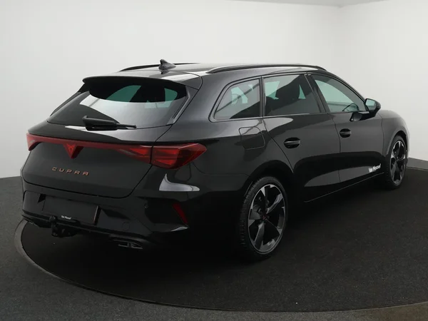 CUPRA Leon ST (2025) — foto 12 van 22