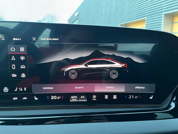 AUDI A5 (2025) — foto 14 van 24