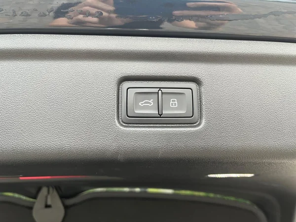 AUDI A6 Avant e-tron (2025) — foto 15 van 23
