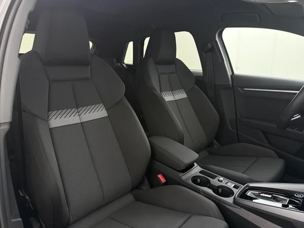 AUDI A3 Sportback (2025) — foto 16 van 18