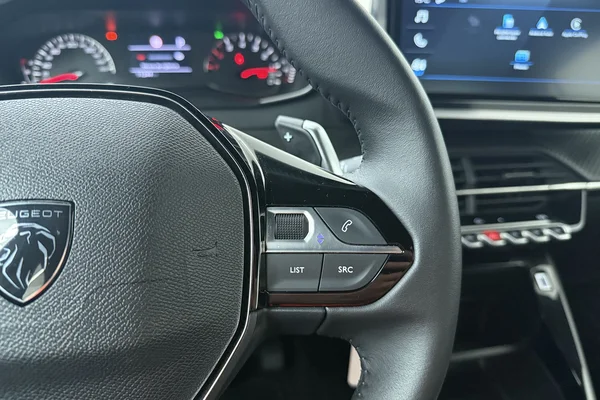 Peugeot 2008 (2025) — foto 7 van 18