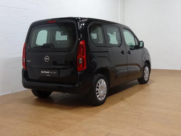 Opel Combo (2023) — foto 24 van 27