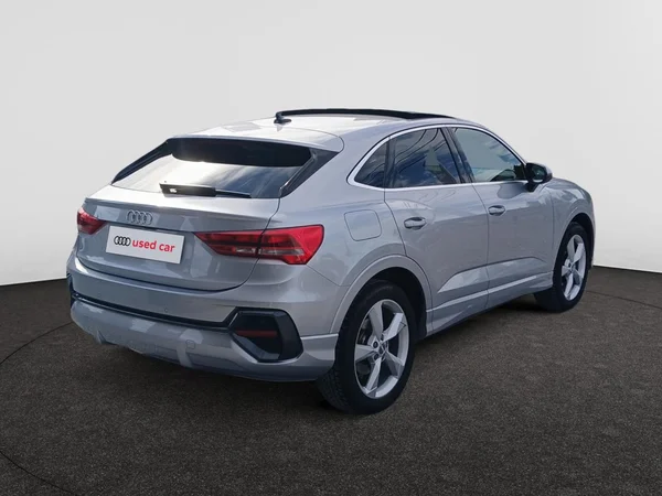 AUDI Q3 Sportback Dsl (2021) — foto 10 van 19