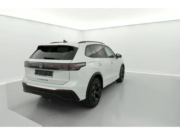 VOLKSWAGEN Tiguan (2025) — foto 33 van 33