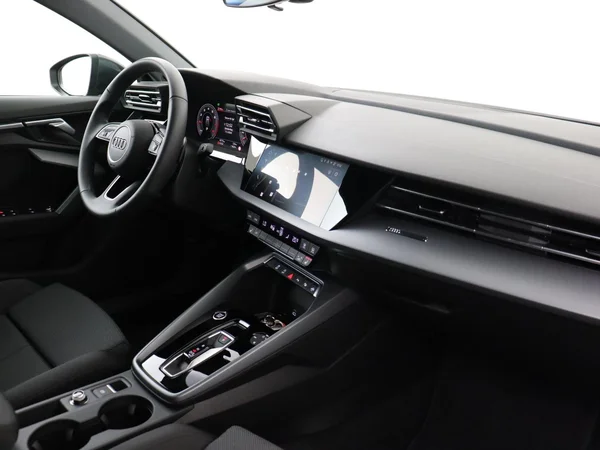 AUDI A3 Sportback (2025) — foto 10 van 18