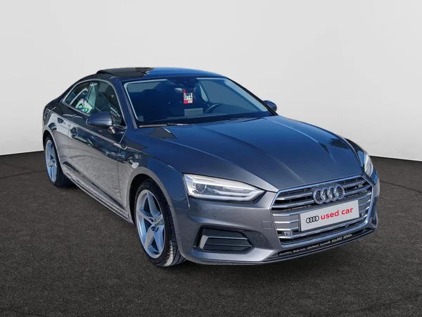 AUDI A5 Coupé (2017) — foto 8 van 16
