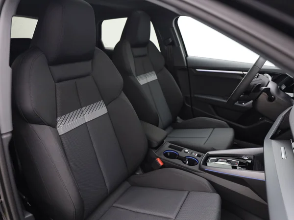 AUDI A3 Sportback PHEV (2025) — foto 11 van 19