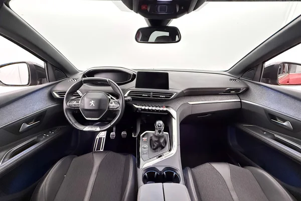 Peugeot 3008 (2018) — foto 3 van 36