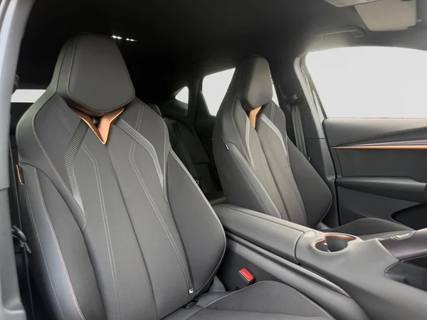 CUPRA Tavascan (2025) — foto 25 van 25