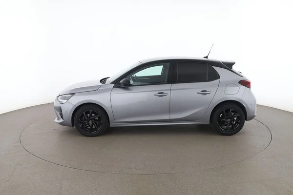 Opel Corsa (2022) — foto 9 van 16