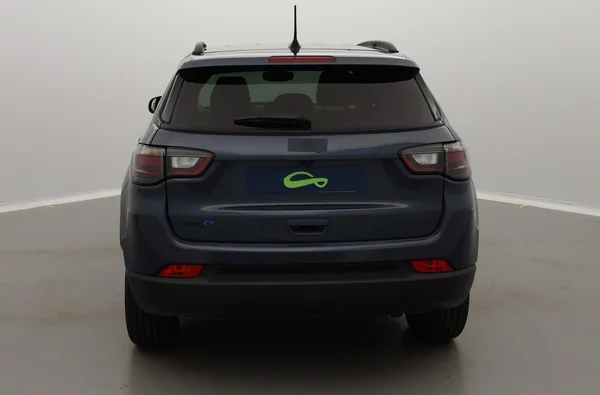 Jeep Compass PHEV (2023) — foto 17 van 22